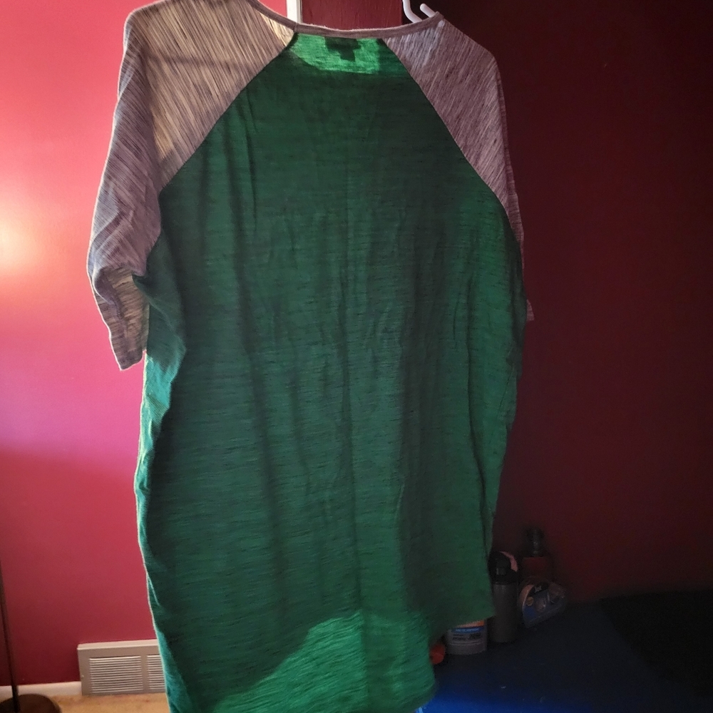 LulaRoe XS half sleeve green and grey